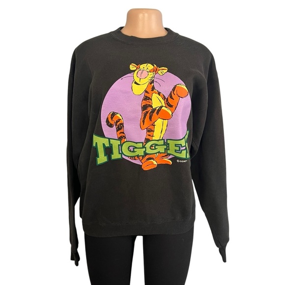 Disney Winnie The Pooh Vintage Tigger Crewneck Sweatshirt Black - Picture 1 of 8